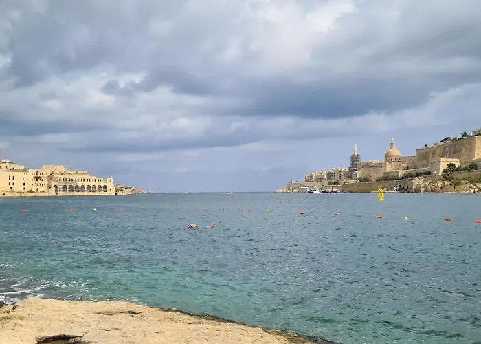 Boutique Style - 2 Bedroom Apartment- Ta'xbiex, Sliema Area * Ta Xbiex